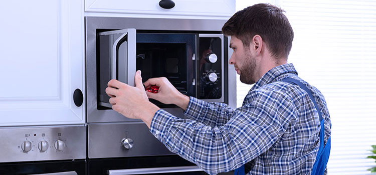 Westinghouse Residential Microwave Repair in Woodstock